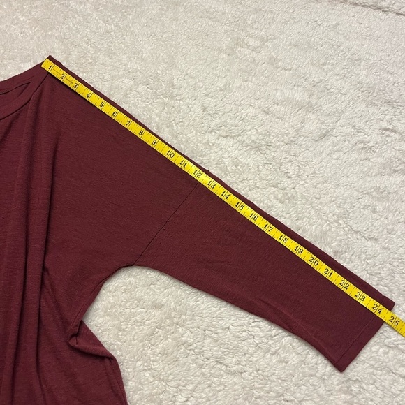 Old Navy Slouch Oversized 1/2 Sleeve - Picture 5 of 6